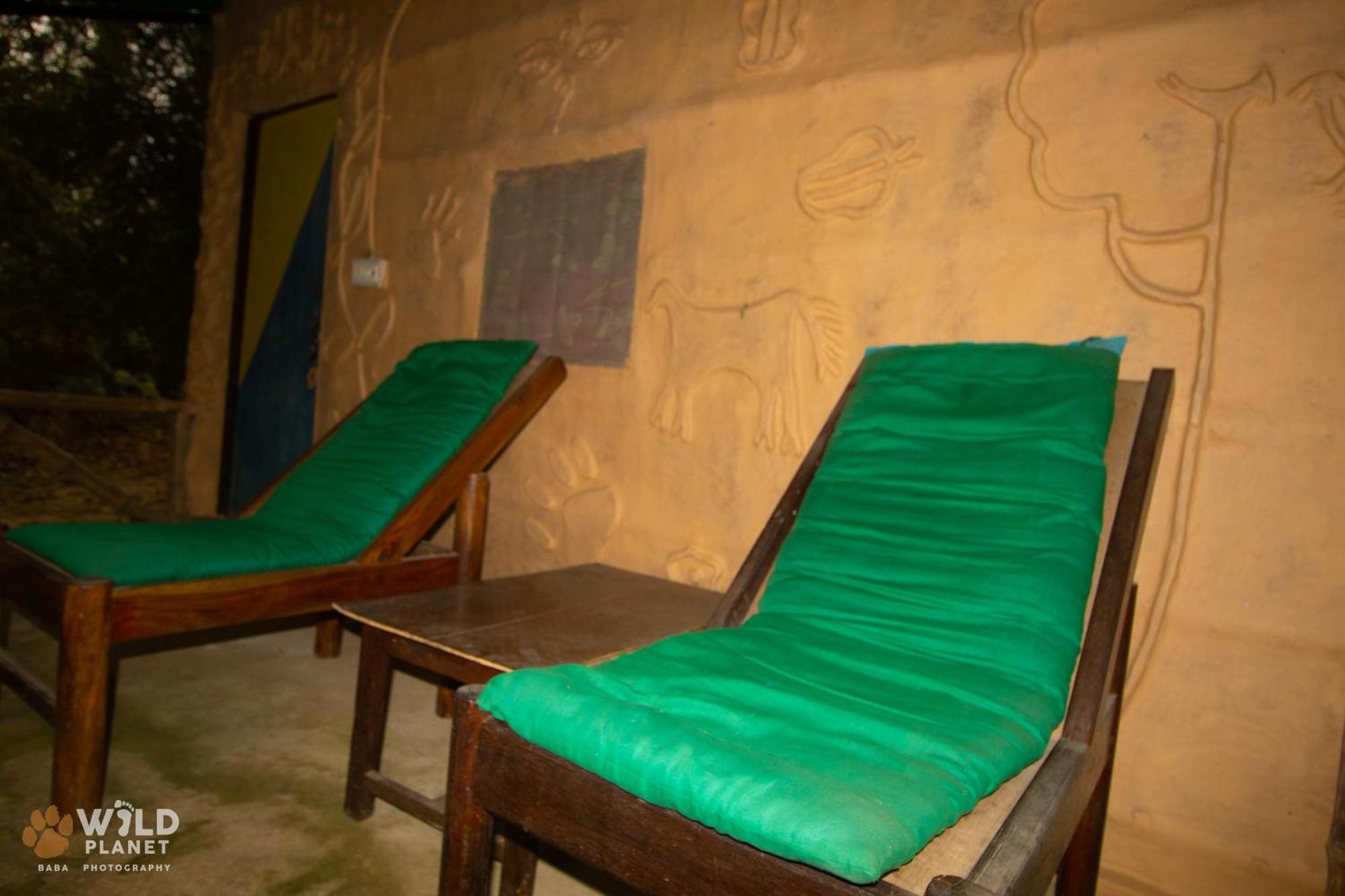 Wild Planet Eco Retreat Hotel Bardiya Buitenkant foto