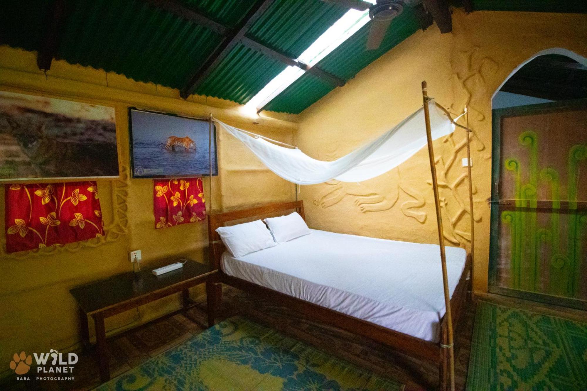 Wild Planet Eco Retreat Hotel Bardiya Buitenkant foto
