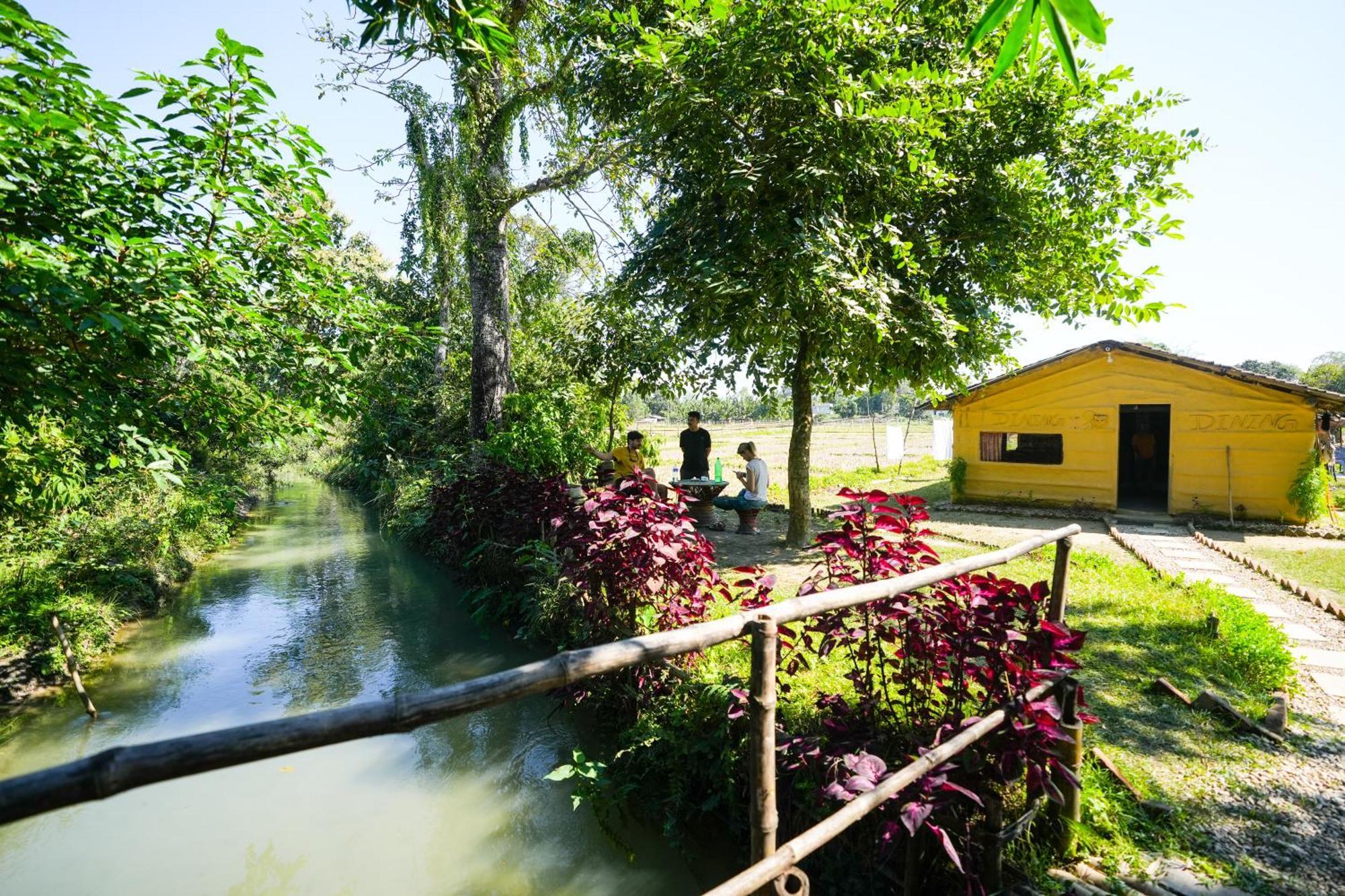 Wild Planet Eco Retreat Hotel Bardiya Buitenkant foto