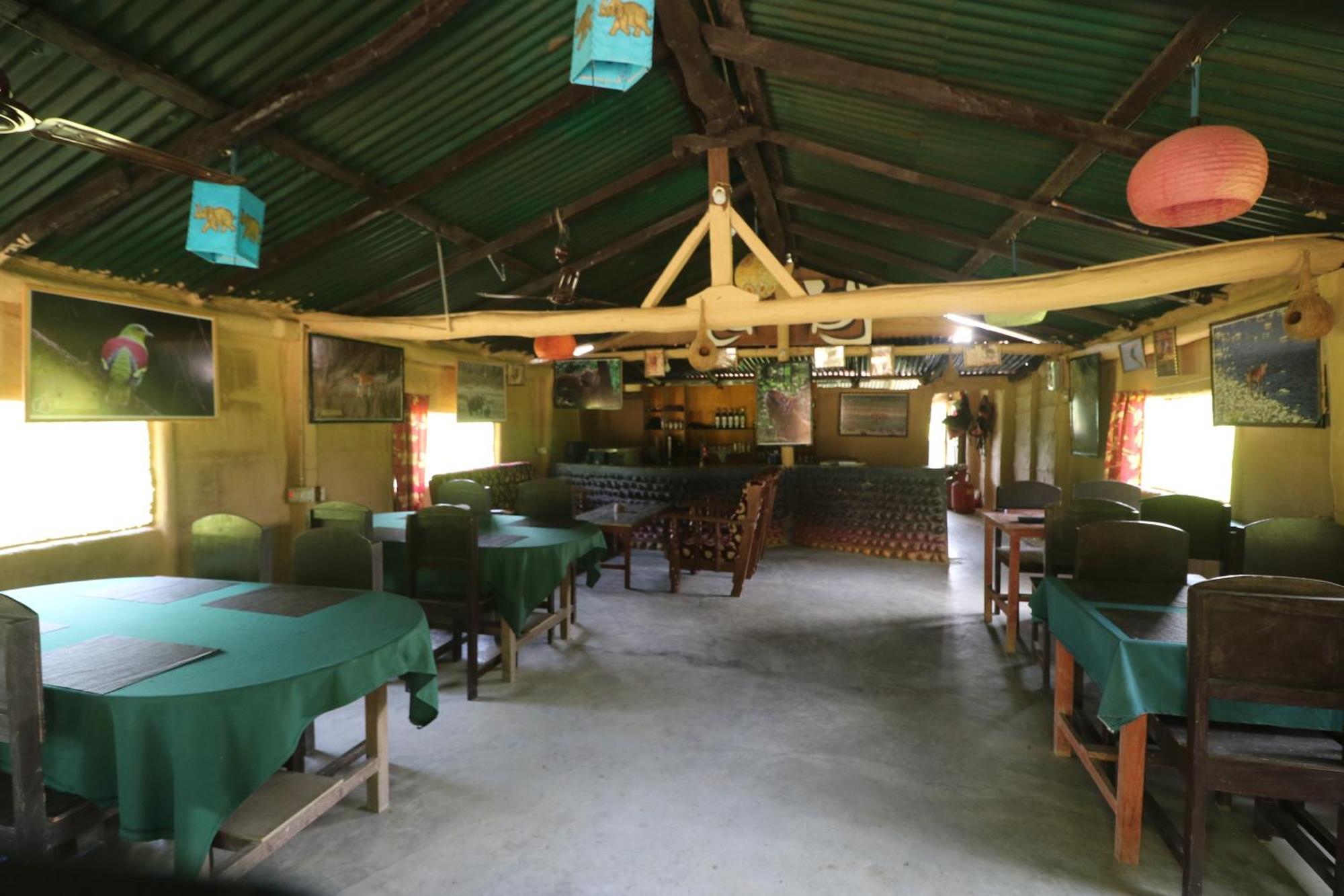 Wild Planet Eco Retreat Hotel Bardiya Buitenkant foto