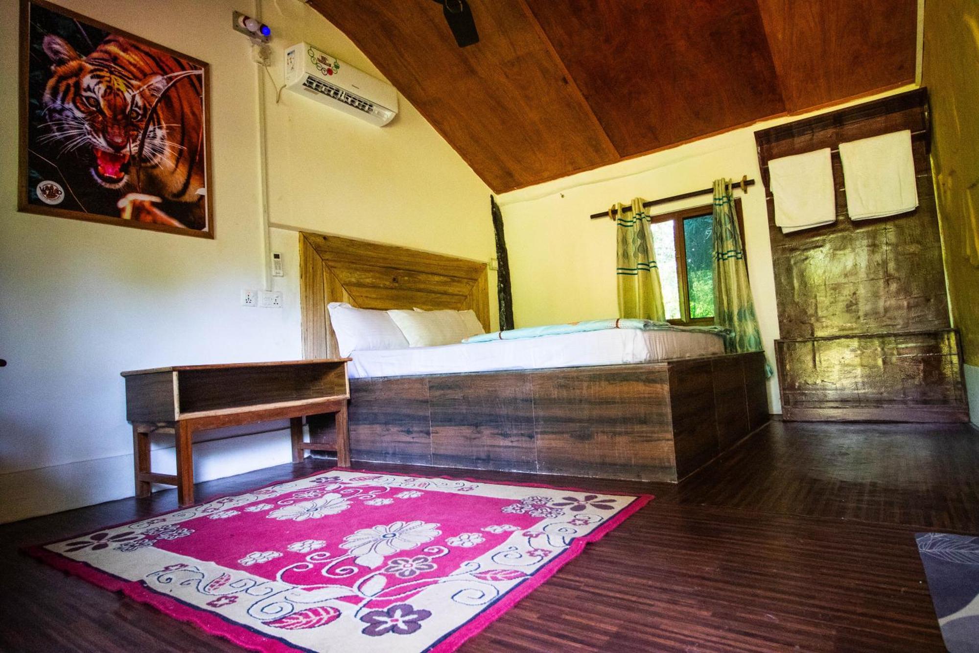 Wild Planet Eco Retreat Hotel Bardiya Buitenkant foto