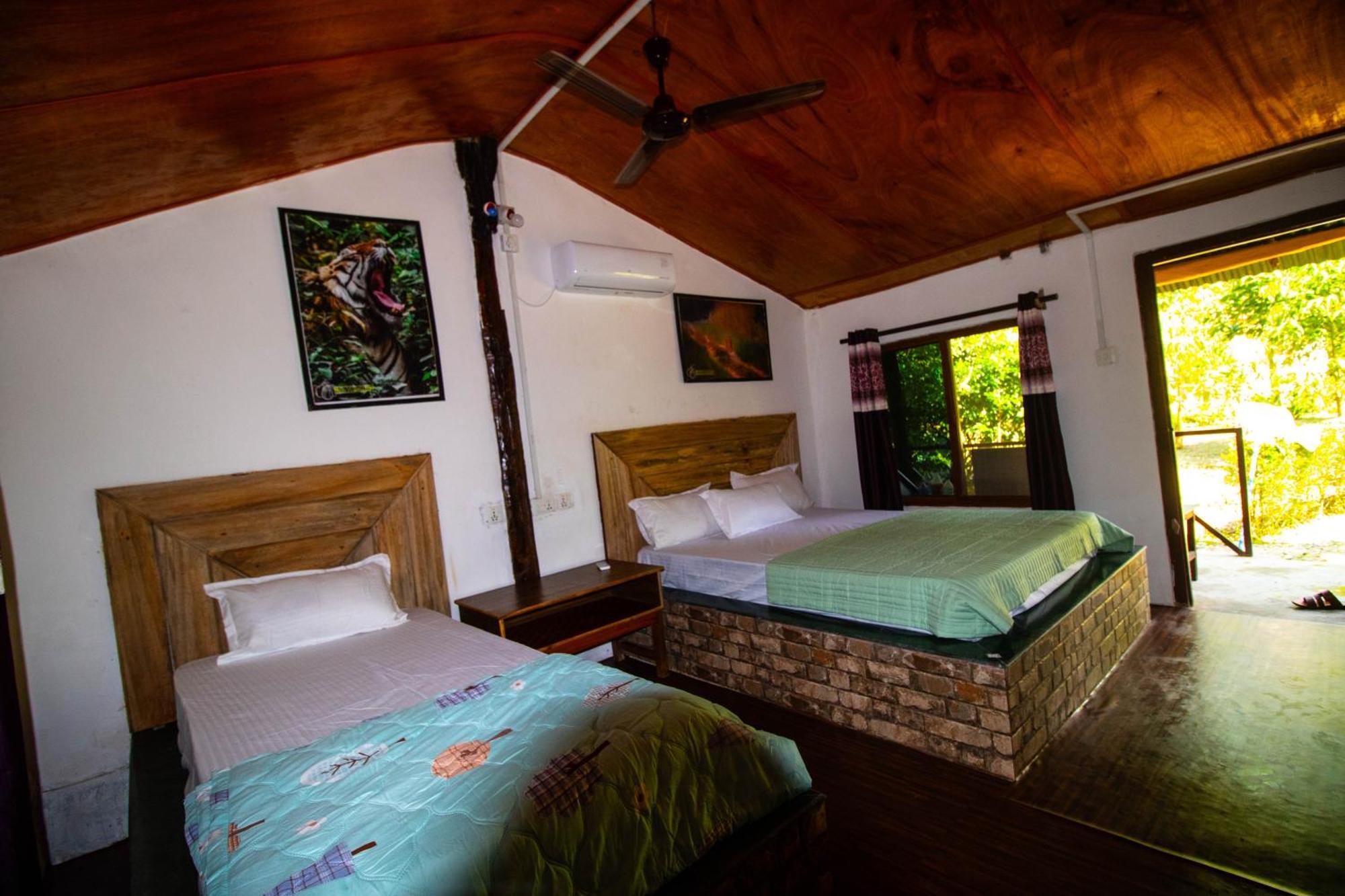 Wild Planet Eco Retreat Hotel Bardiya Buitenkant foto