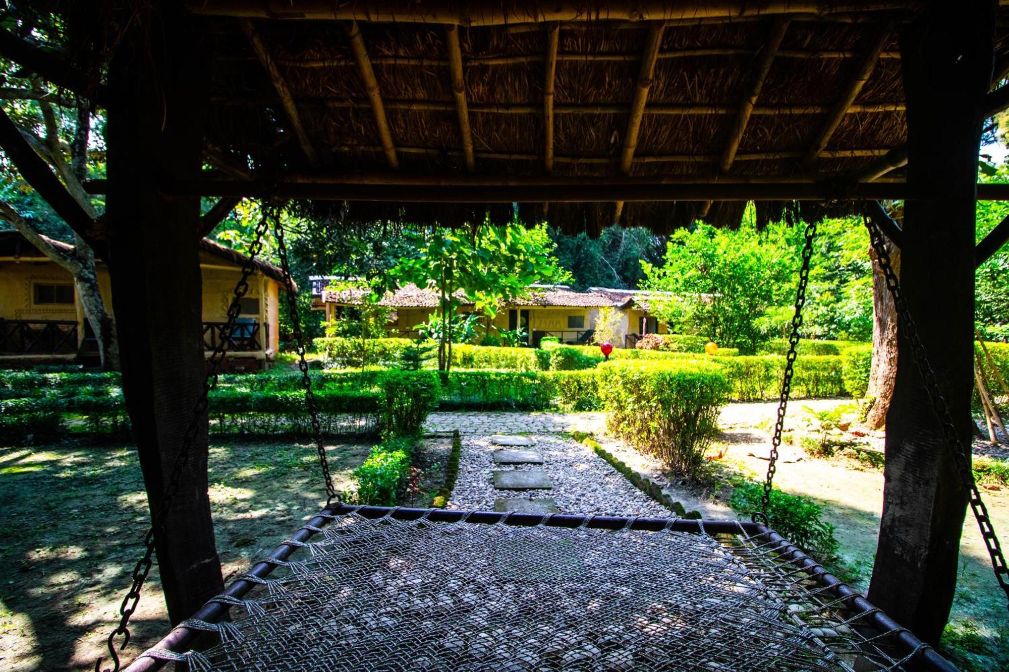 Wild Planet Eco Retreat Hotel Bardiya Buitenkant foto