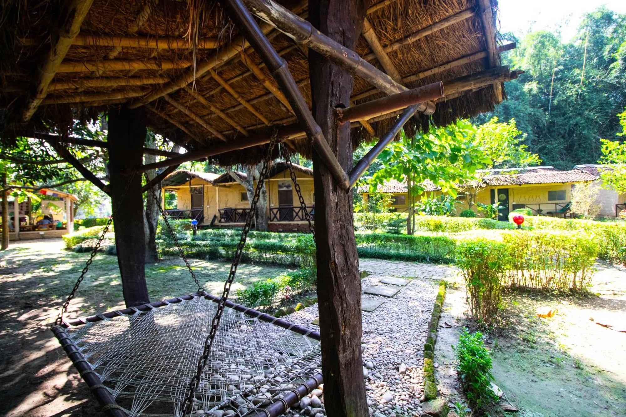 Wild Planet Eco Retreat Hotel Bardiya Buitenkant foto